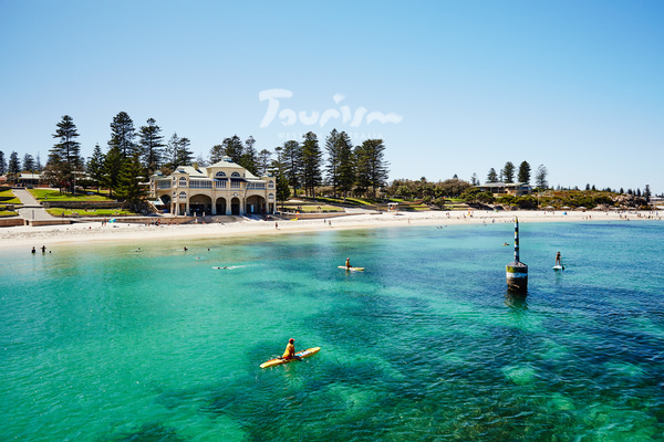 3Cottesloe beach.jpg